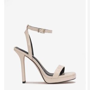 New Jessica Simpson heeled sandals - Adonia in chalk size 7.5
